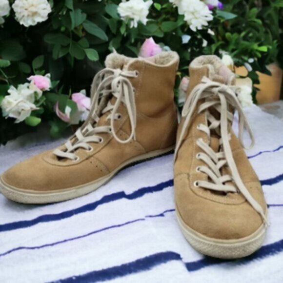 Converse Hi Top Tan Suede Sneaker Shoe Rubber Sole Women's Size 7 - Picture 13 of 14